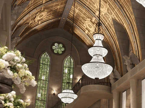 Lustre de mariage dans une église