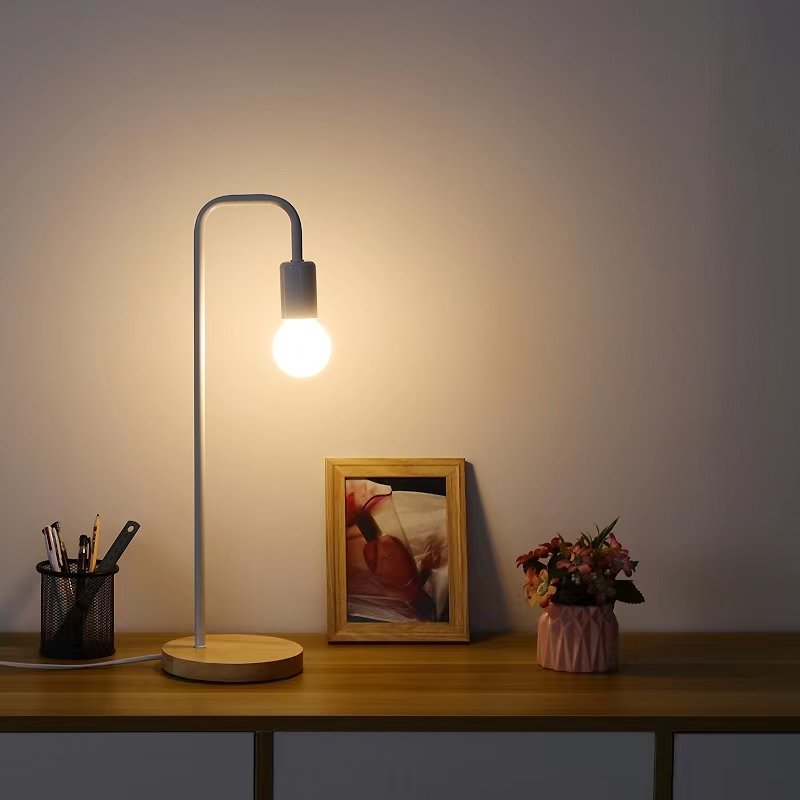 Lampe De Table Retro