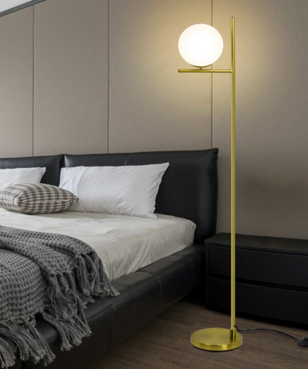 Lampadaire Design Nordique