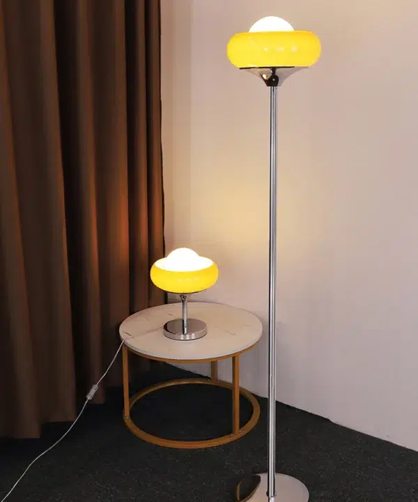 Lampe Sur Pied Jaune